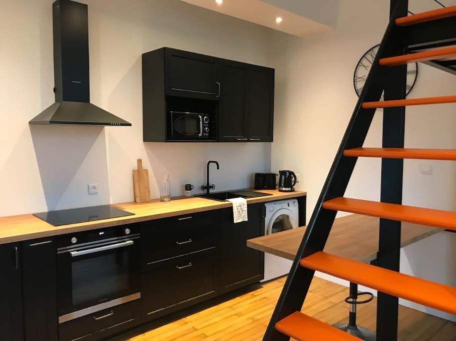 Brindas Studio - Mezzanine - Style Loft Industriel מראה חיצוני תמונה