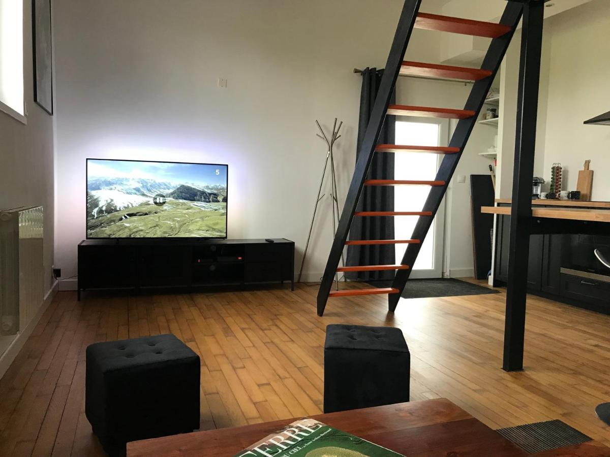 Brindas Studio - Mezzanine - Style Loft Industriel מראה חיצוני תמונה