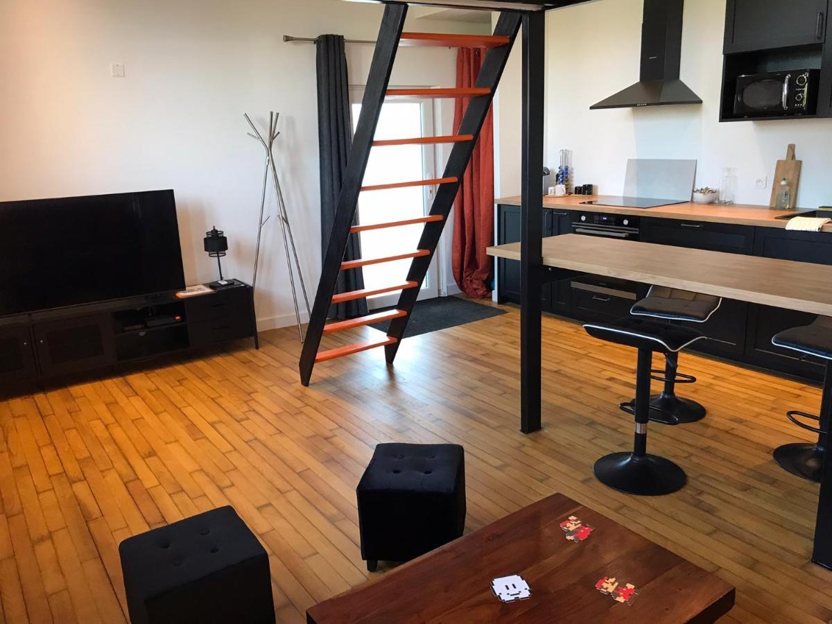 Brindas Studio - Mezzanine - Style Loft Industriel מראה חיצוני תמונה