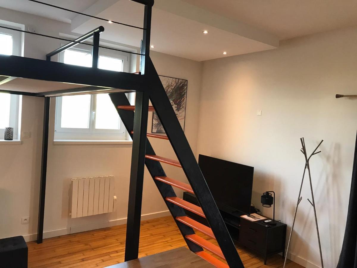 Brindas Studio - Mezzanine - Style Loft Industriel מראה חיצוני תמונה